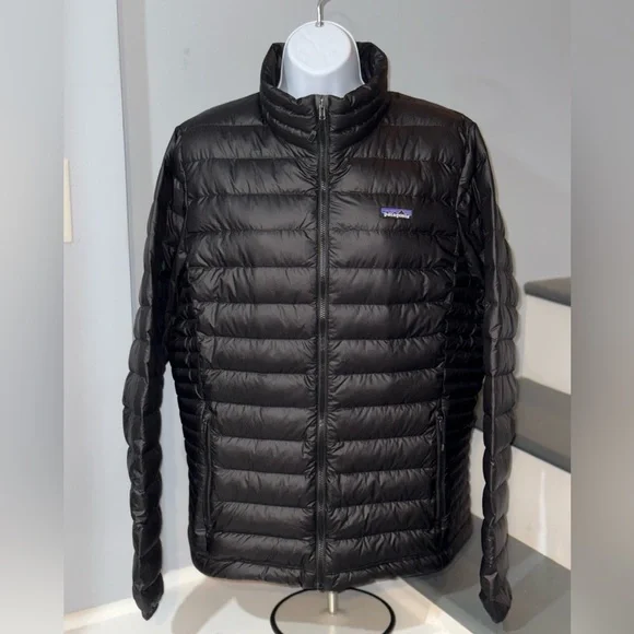 Womens Size Extra Large (XL) Patagonia Down Sweater Puffer Black Full Zip Jacket - Picture 1 of 3